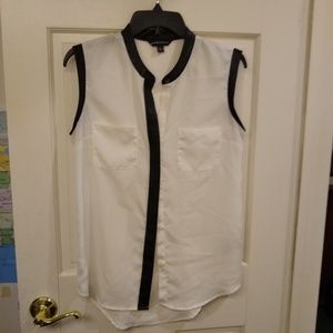 Rock & Republic White Crepe Sleeveless Shirt